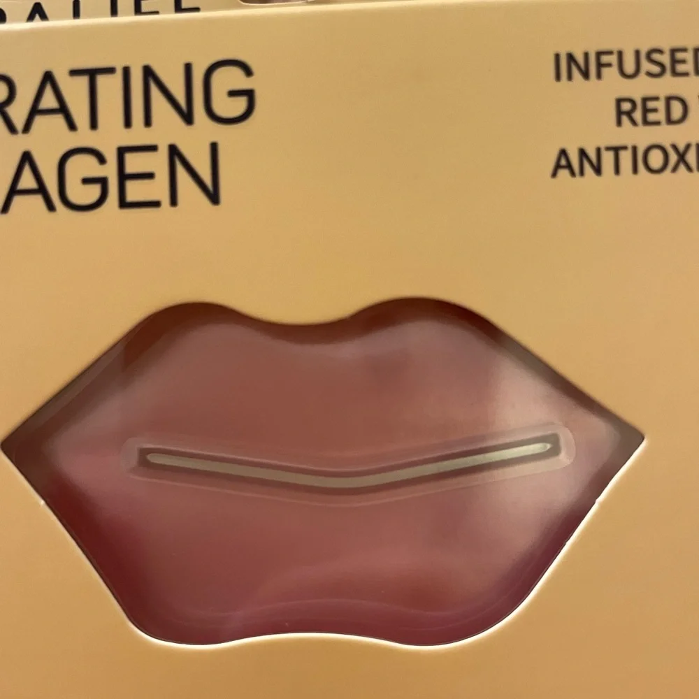 NWT Spalife Collagen Lip Masks Infused with Red Wine and Antioxidants